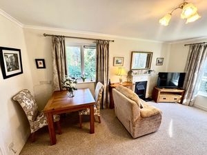 Photo 18- click for photo gallery